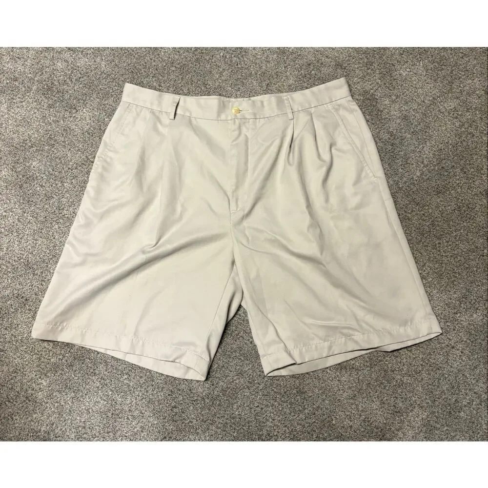 Van Heusen dress shorts Shorts size 36